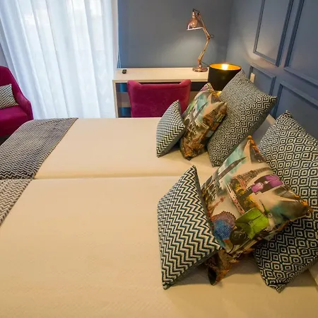 Zigzag Hostal Praia da Vitória