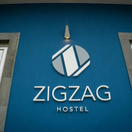 Zigzag Hostal