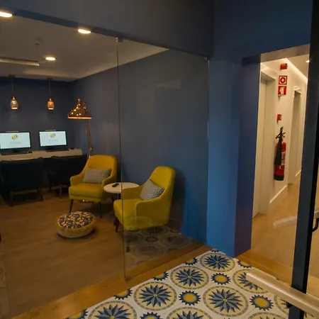 Zigzag Hostal Praia da Vitória