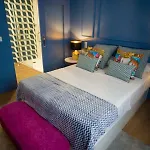 Zigzag Hostal