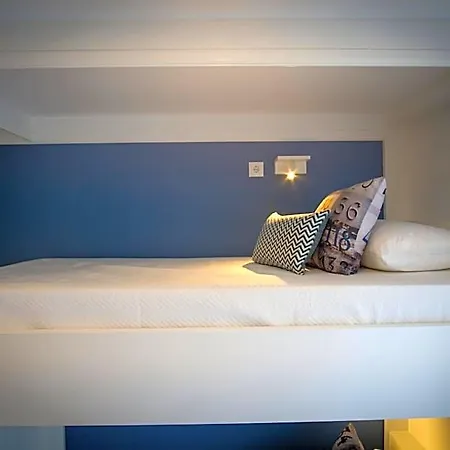 Zigzag Albergue