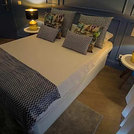 Albergue Zigzag *
