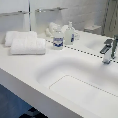 Zigzag Hostal Praia da Vitória