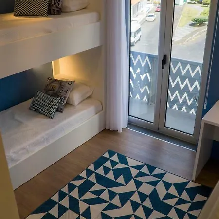 Zigzag *