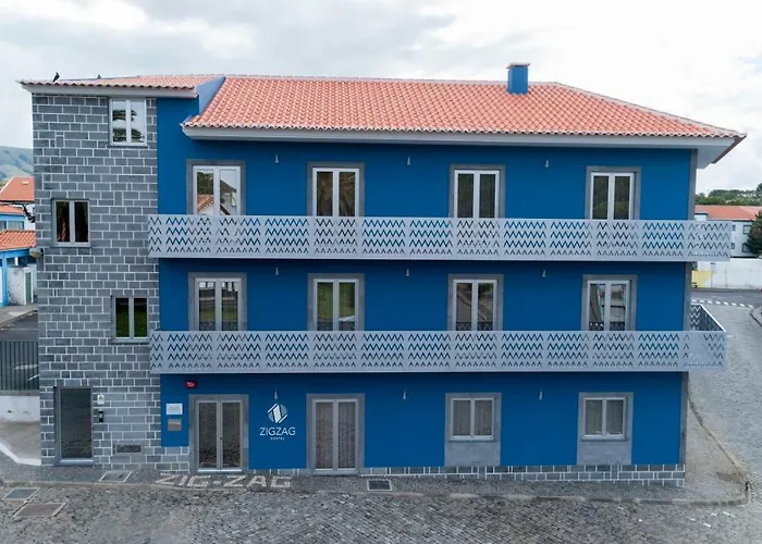 Zigzag Praia da Vitória