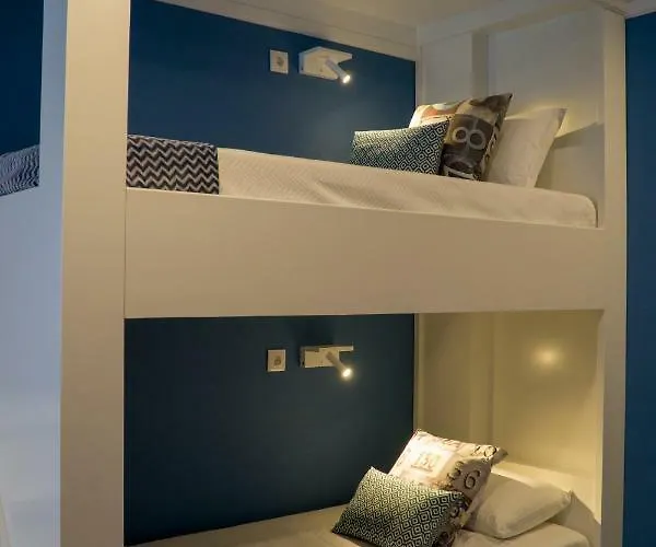 Zigzag אכסניה Praia da Vitória