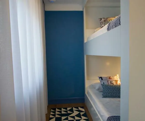 Zigzag Praia da Vitória